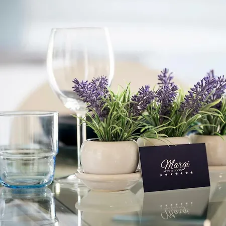 Margi Max Apartament דירה *